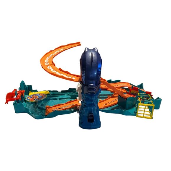 2008 Hot Wheels Shark Bite Bay Fold & Go Pop Up Track Set By Mattel N4739 - Picture 6 of 7